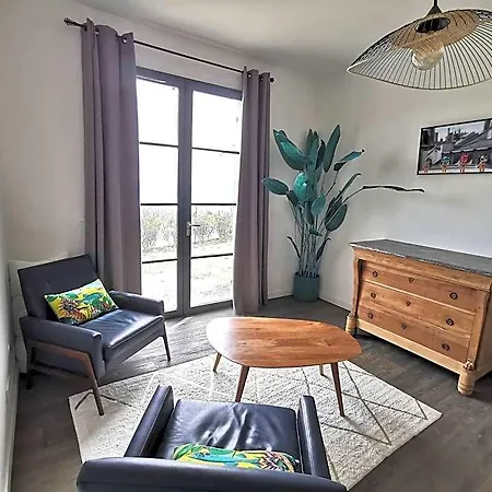 Casa Lunga In Erbalunga - A Stones Throw From The