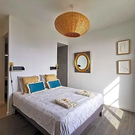 Casa Lunga In Erbalunga - A Stones Throw From The